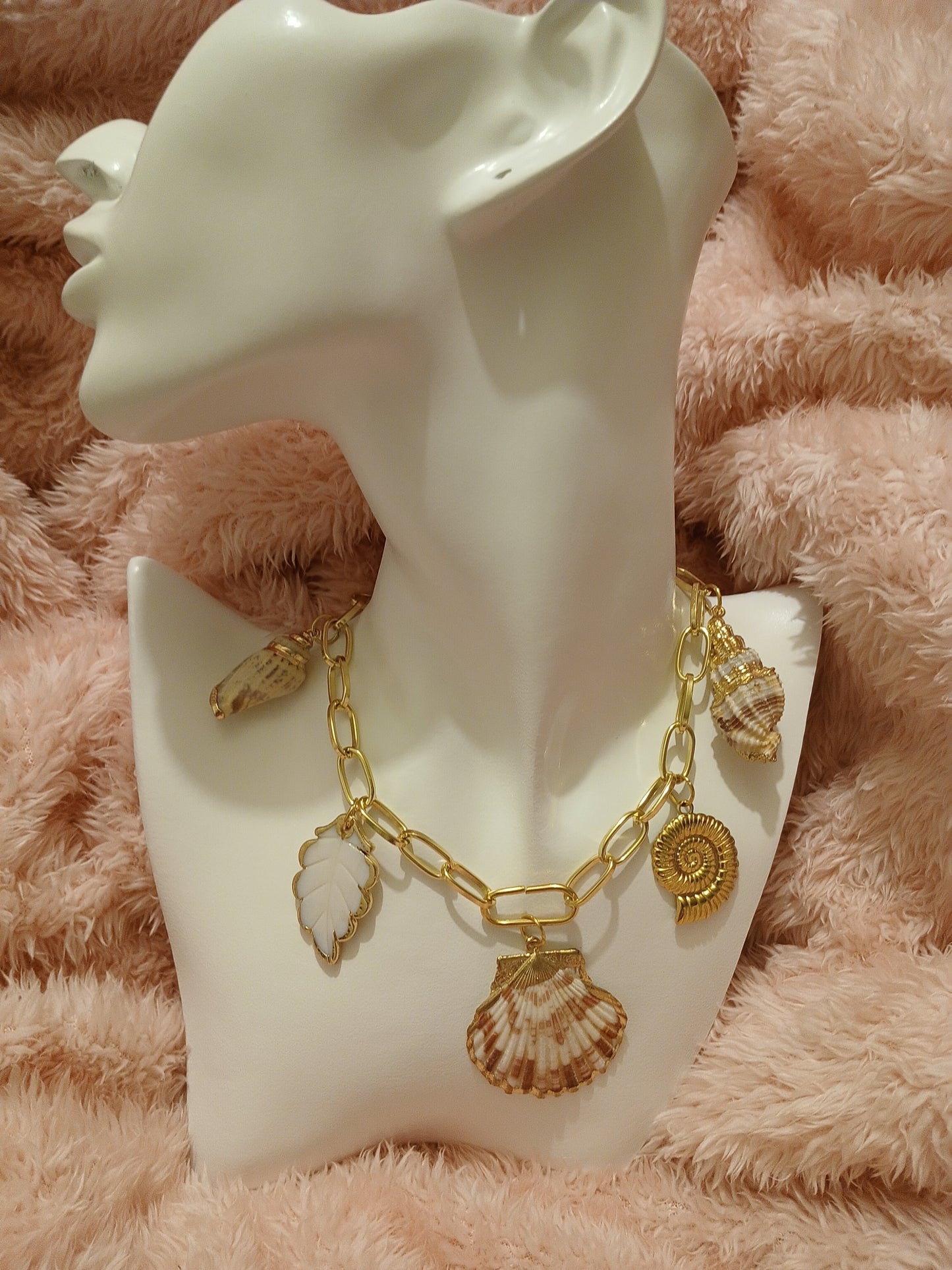 Tropical Charm Nacklace