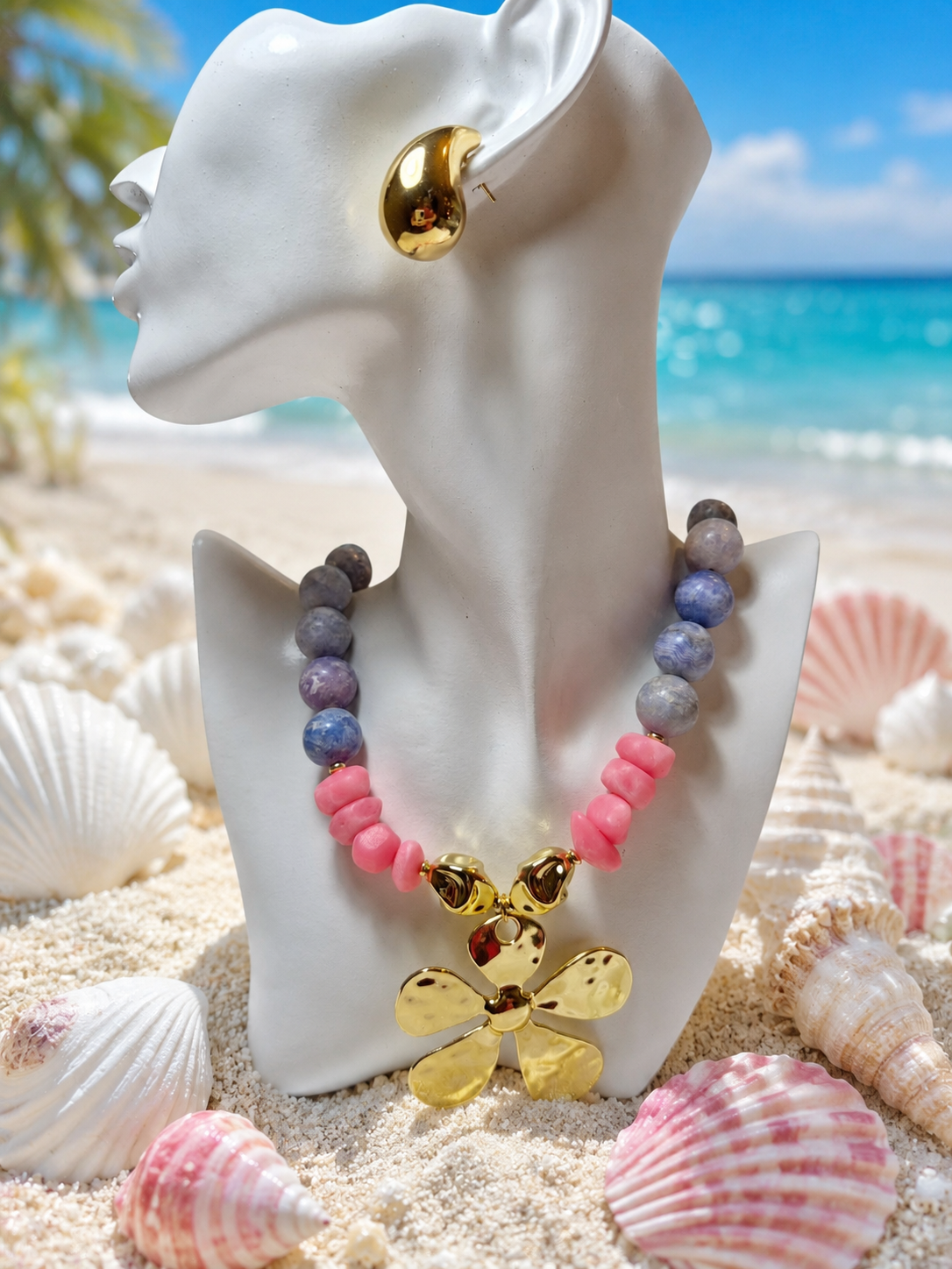 Flor De Coral Necklace