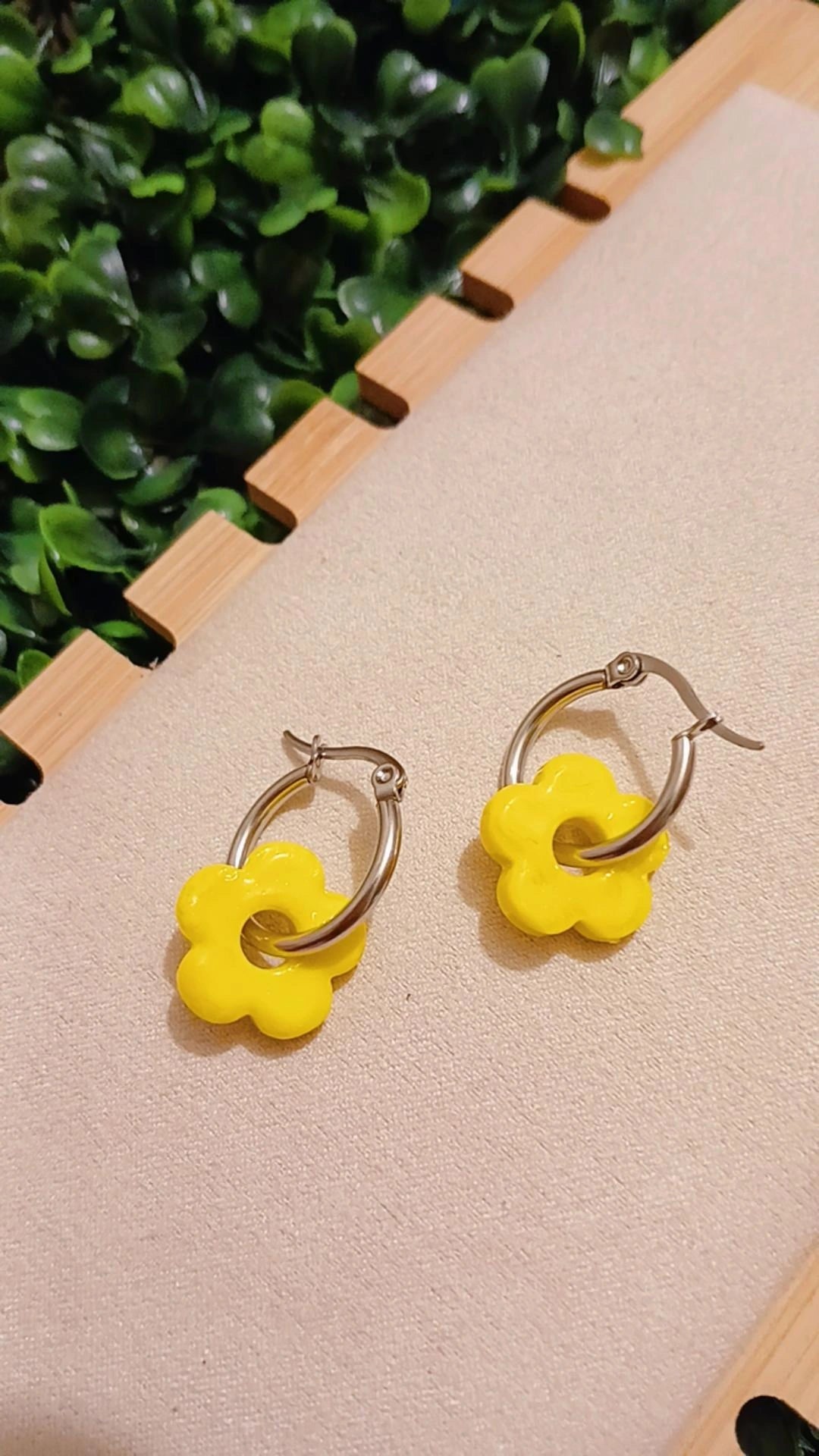 Yet Flower Earing