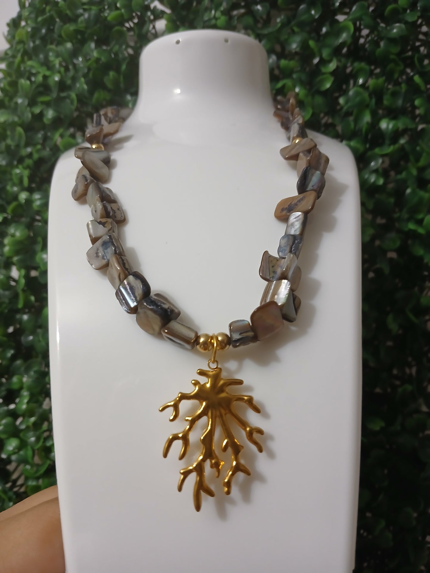Tropicoqueta Necklace
