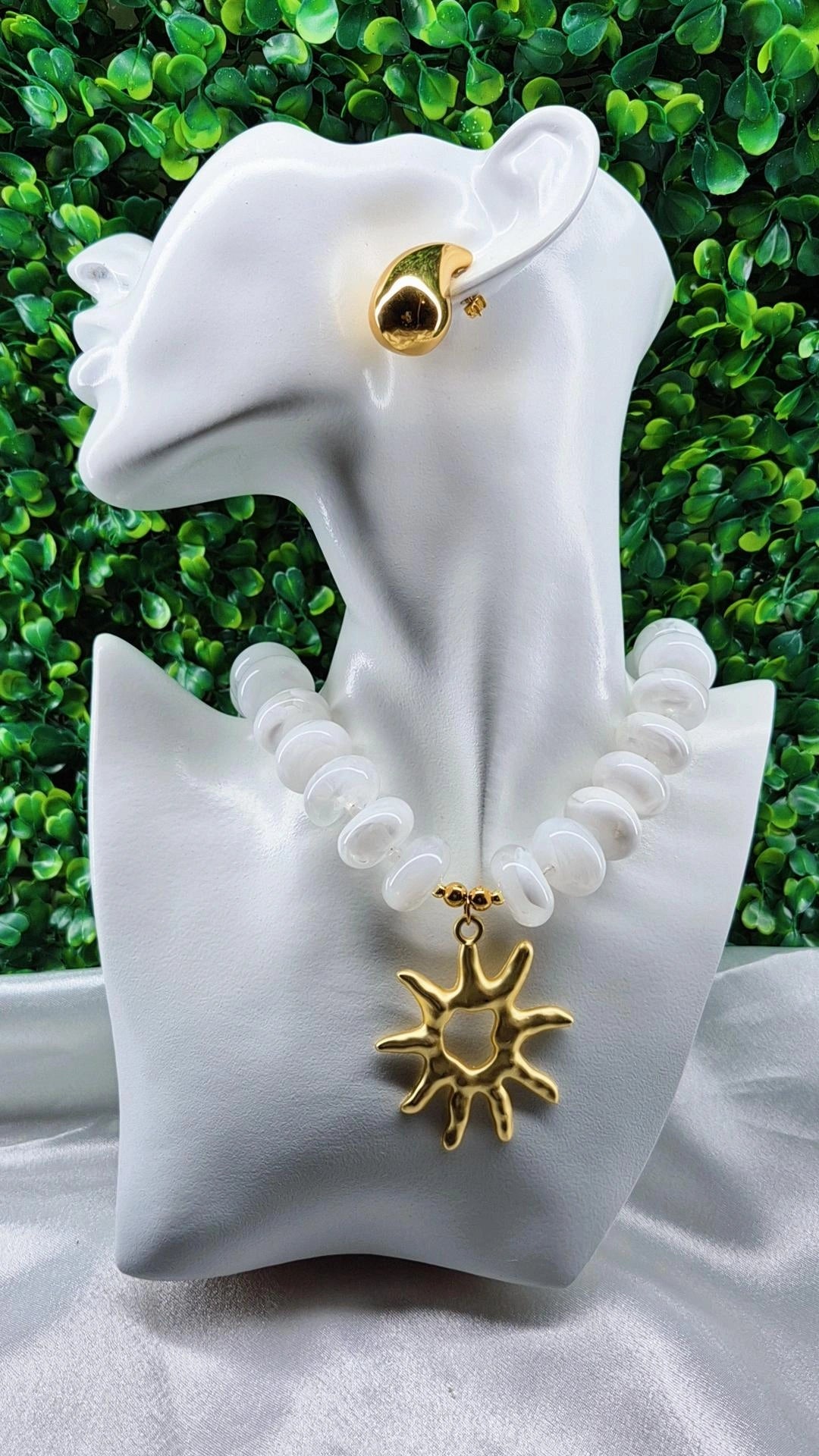 Sun Nacklace