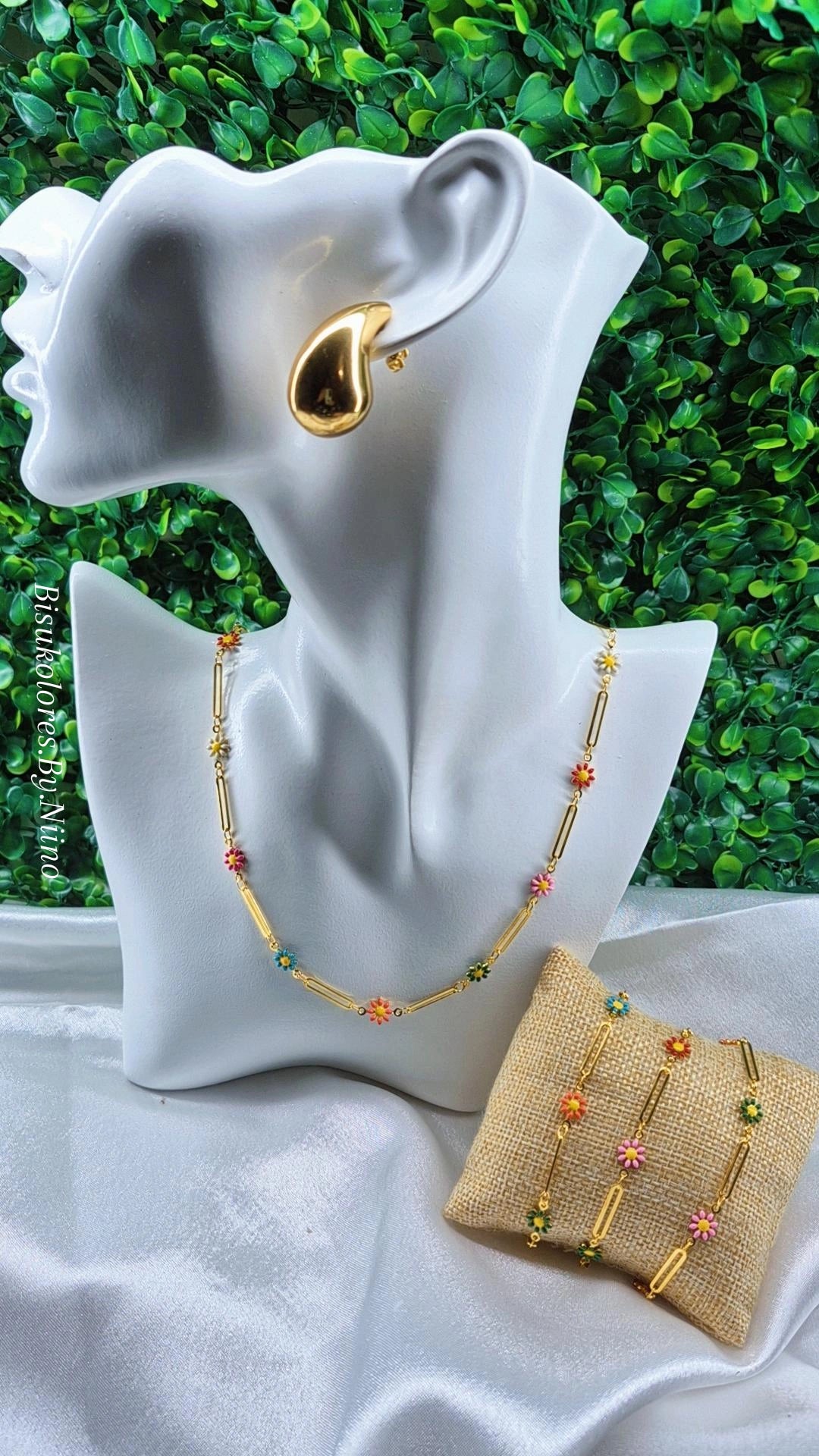 Springs Bracelets and Nacklace.